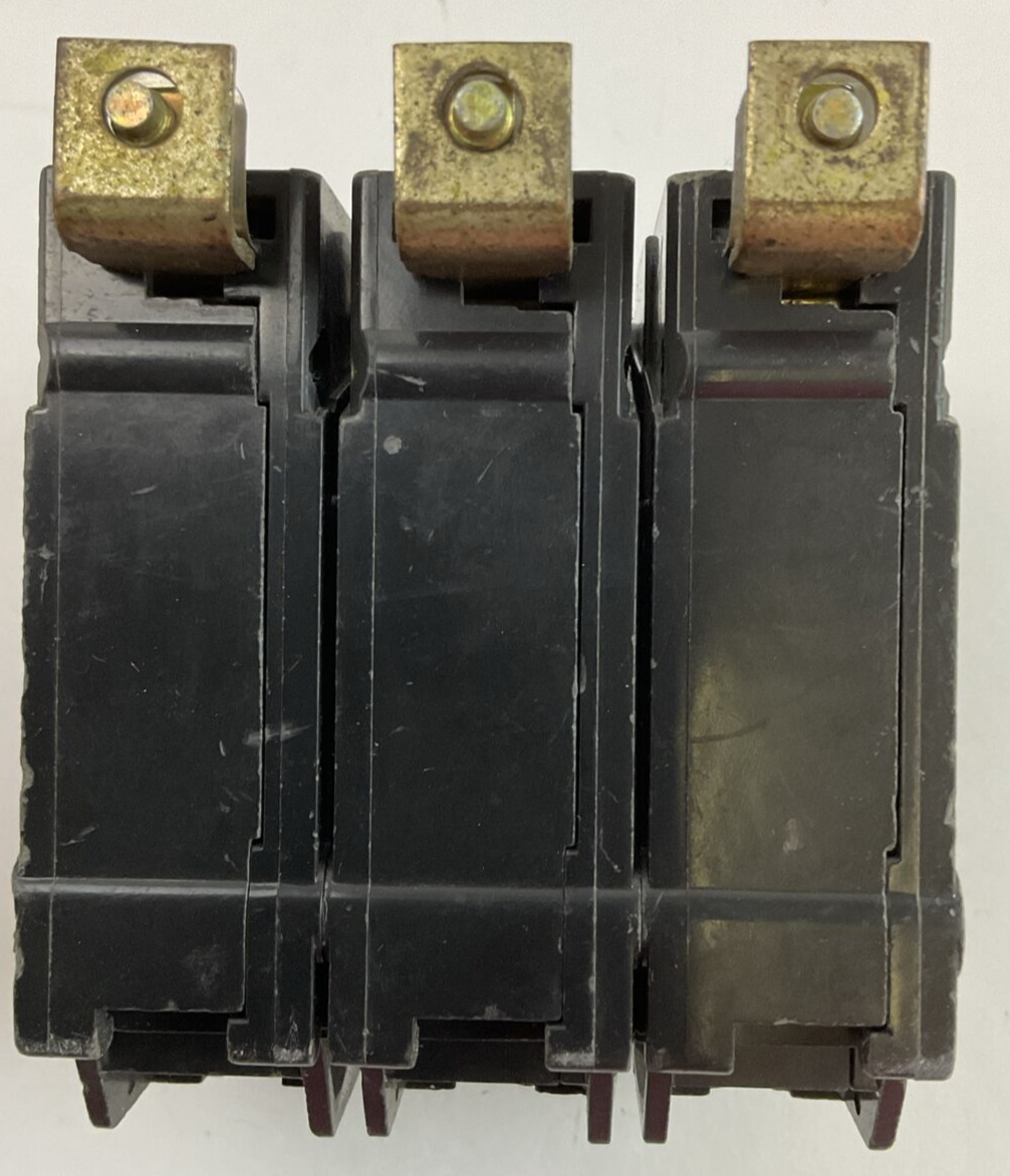 GE THHQB32040 CIRCUIT BREAKER 3POLE 40AMP 240VAC