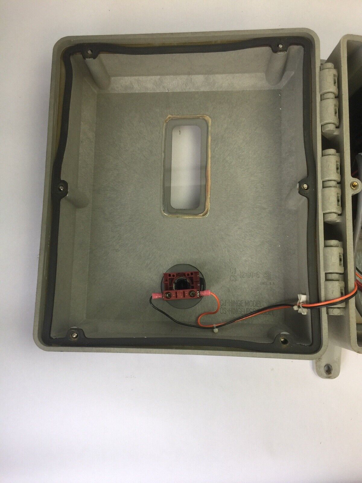 MSA MODEL 5100 MONITOR 110VAC 0.3A