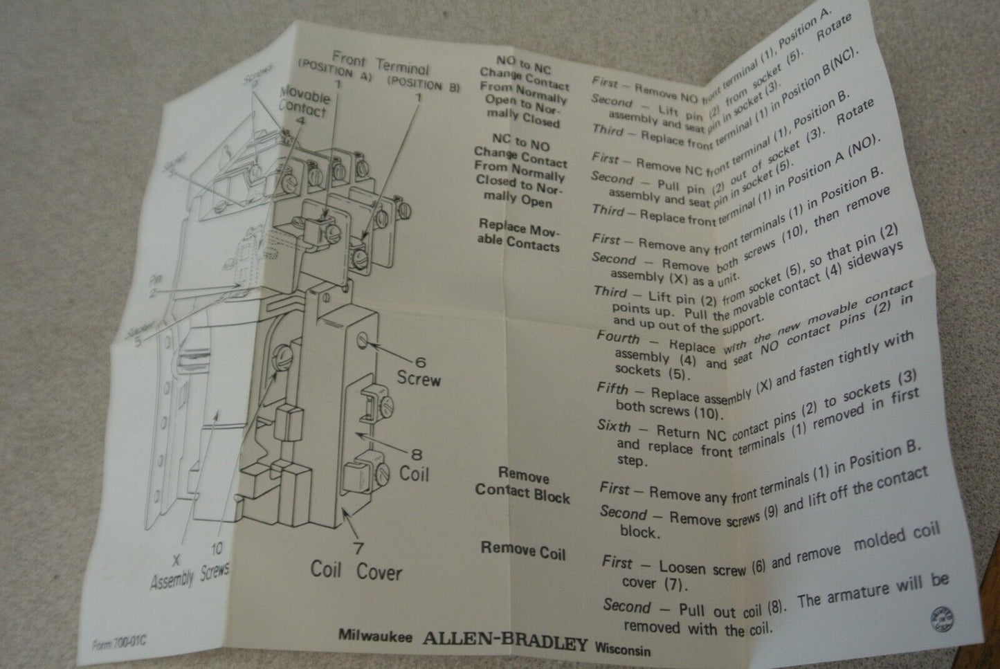 ALLEN-BRADLEY 700-BR400A2 TYPE BR AC RELAY / 240V, 60Hz / 4 N.O. / NEW SURPLUS