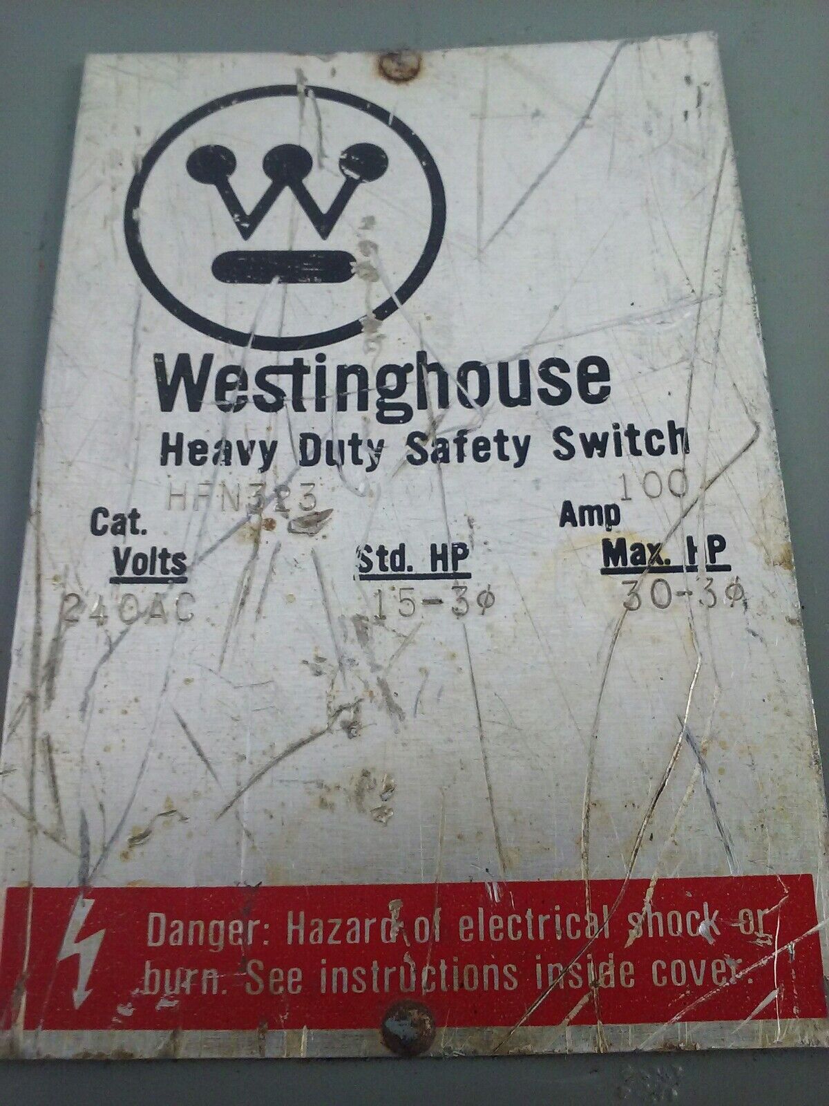 WESTINGHOUSE HFN323 NON FUSIBLE SAFETY SWITCH 100A 240V 3PH 30HP TYPE 1 INDOOR