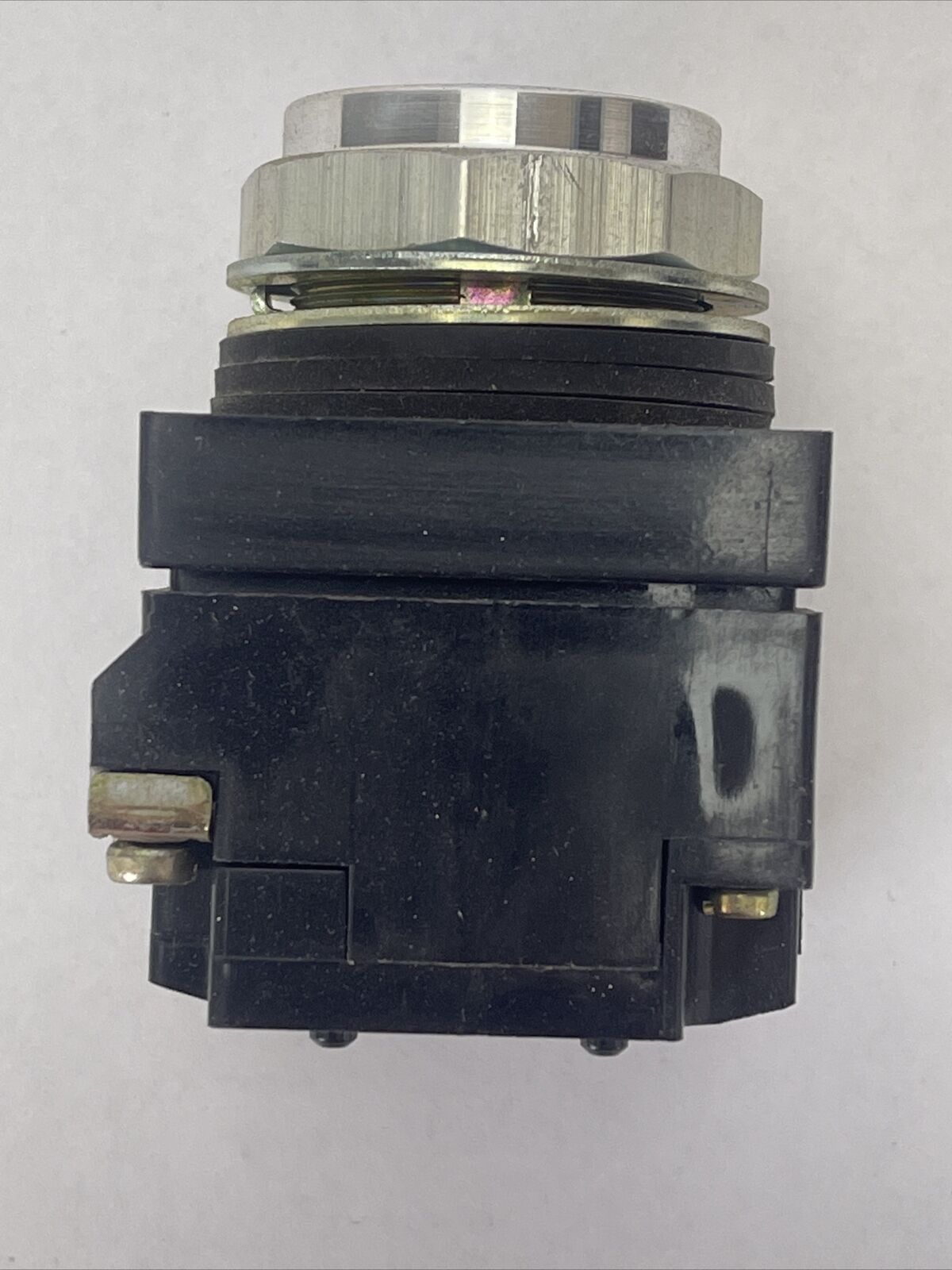 SYLVANIA CLARK 100T-PBLT20 ILLUMINATED PUSHBUTTON 240V 50/60HZ