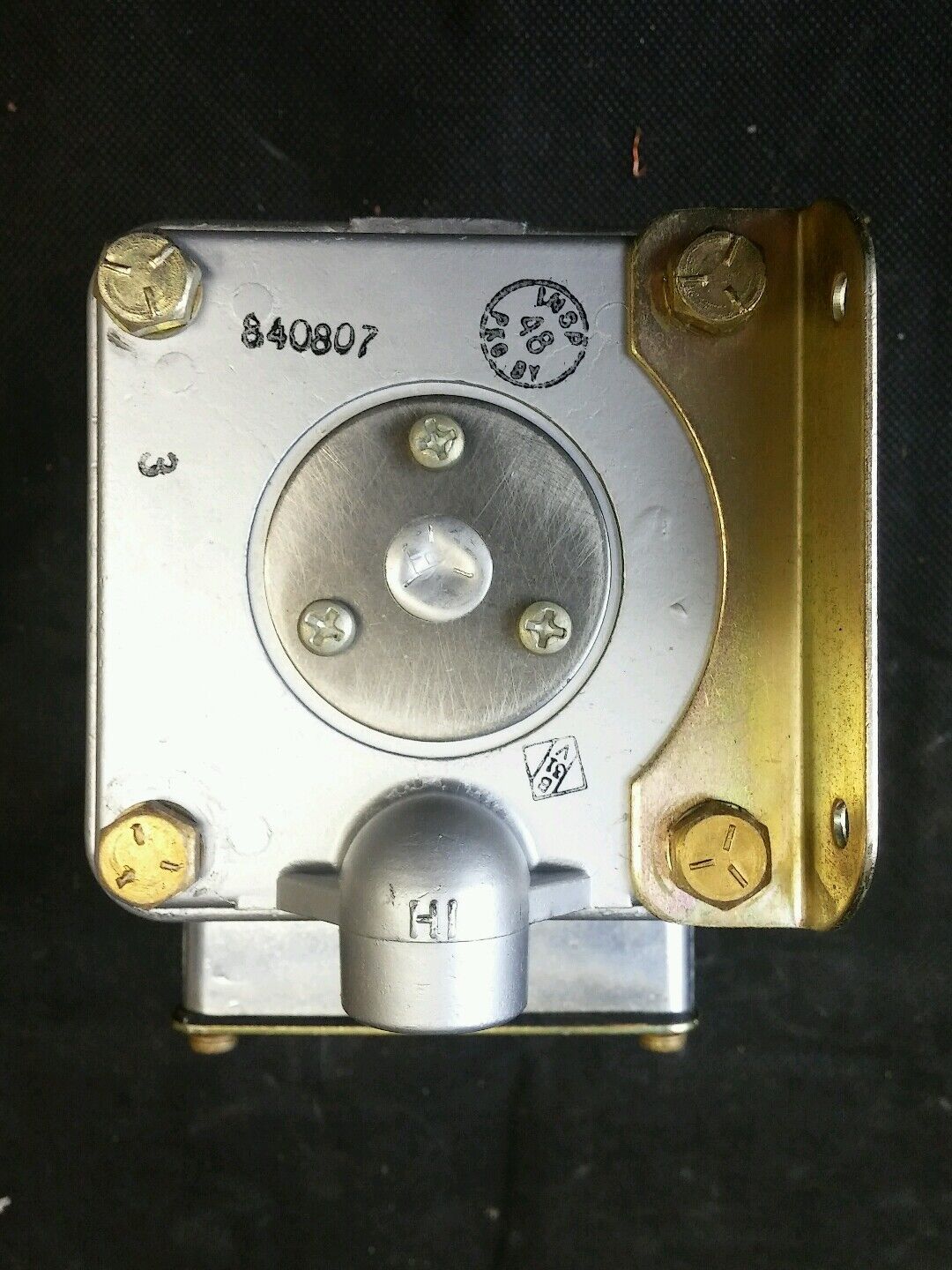 BARKSDALE DPD2T-A3 PRESSURE OR VACUUM ACTUATED SWITCH
