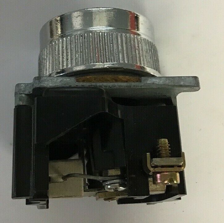 CUTLER HAMMER 10250T201 INDICATING LIGHT W/O BULB & COVER 120VAC/DC