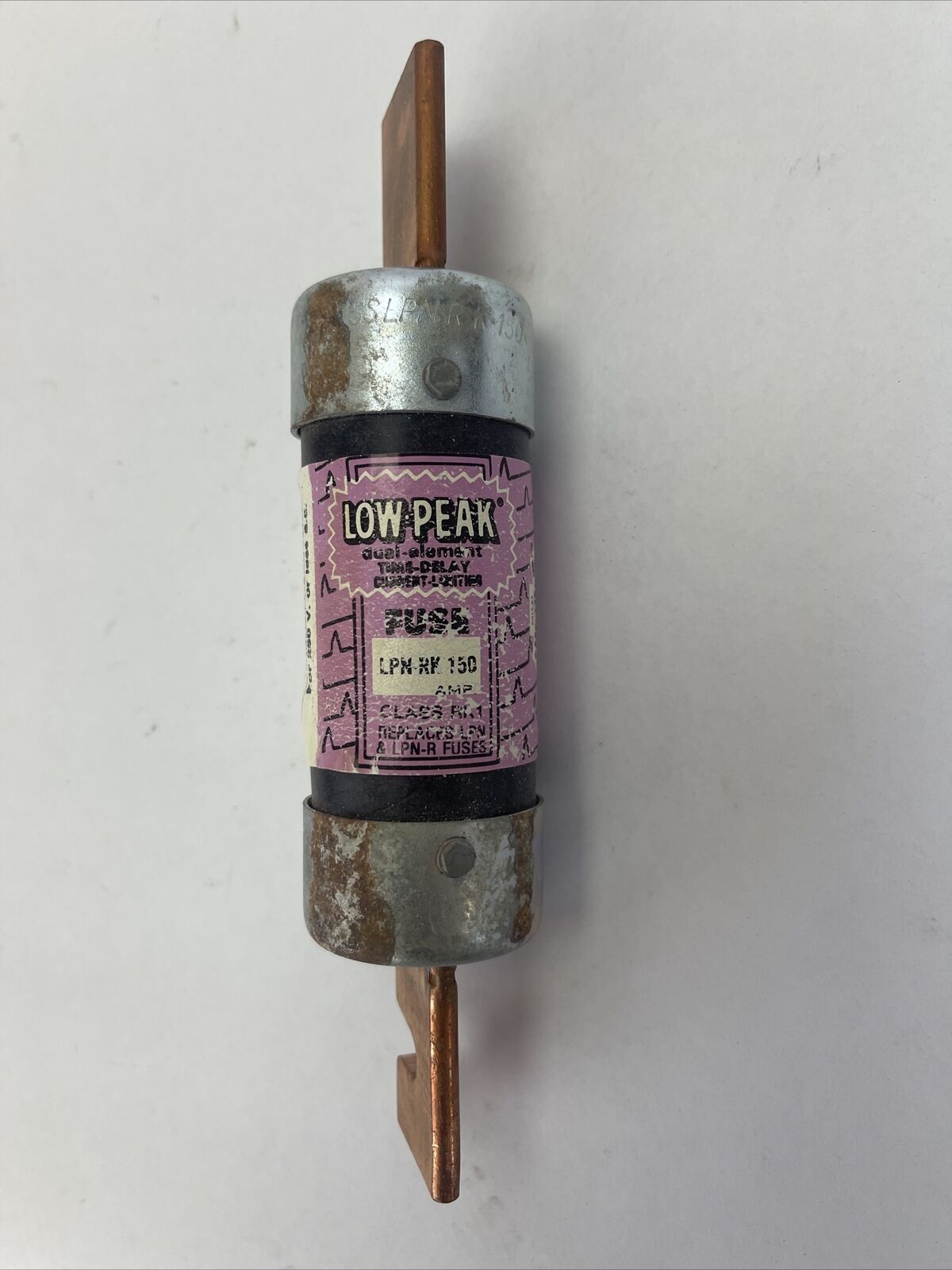 BUSS LPN-RK-150 LOW-PEAK DUAL ELEMENT TIME DELAY FUSE 250VAC 150AMP CURRENT