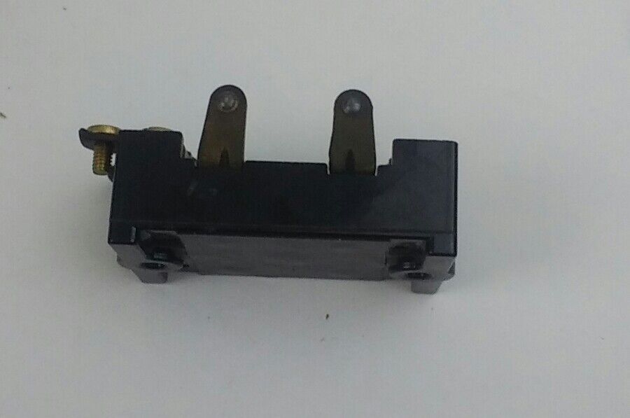ALLEN BRADLEY Z-8336 RIGHT HAND N.O. AUX SWITCH, SIZE 4 & 5, NEW