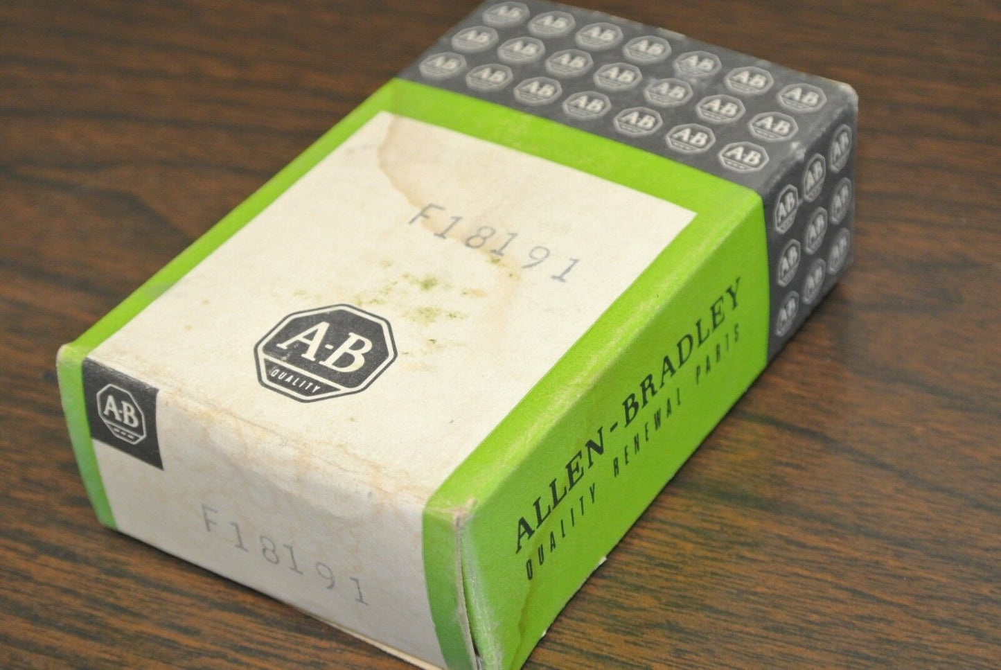 ALLEN-BRADLEY F18191 / BASE / MOUNTING THINGY / PLASTIC WHATSIS / NEW SURPLUS