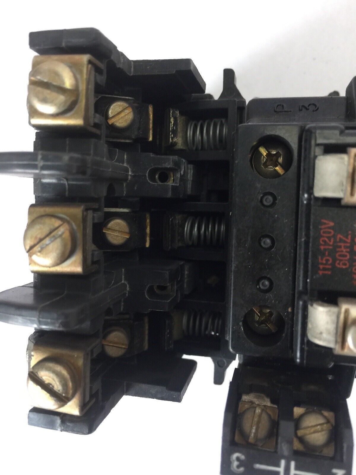 ALLEN BRADLEY 509-B0D SIZE 1 STARTER 600VAC 27AMP 10HP W40 HEATERS 120V COIL