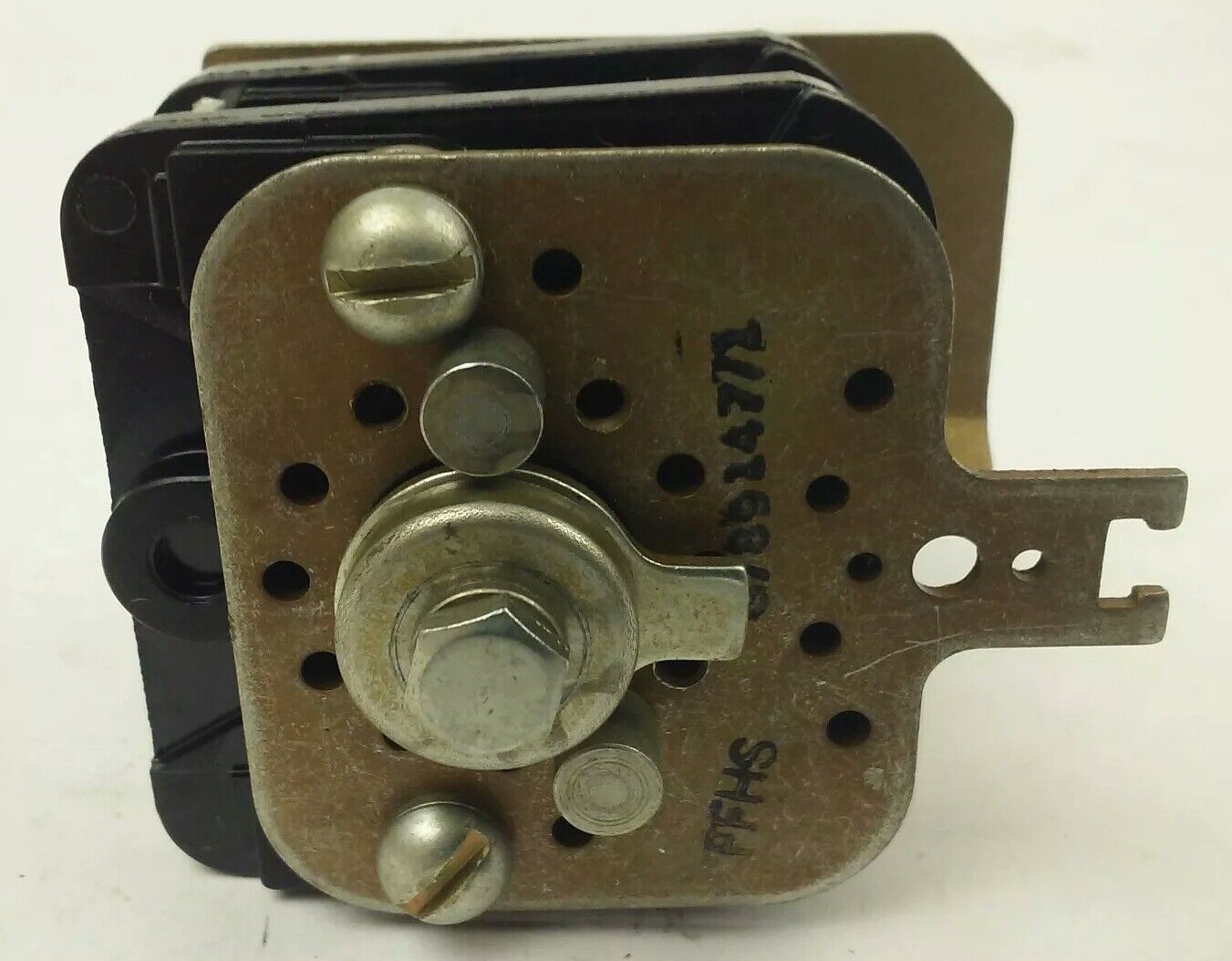 ALLEN BRADLEY BULLENTIN 806 G789147-1 SER. A, ROTARY PILOT SWITCH, 2 CIRCUITS
