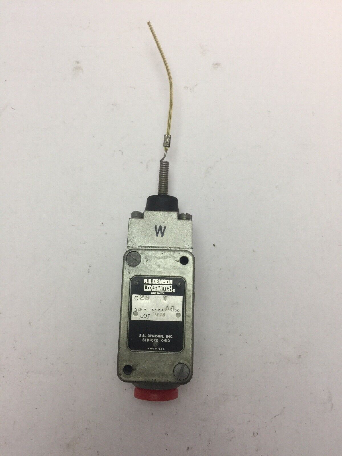 R.B. DENISON LOXSWITCH C2BW LIMIT SWITCH