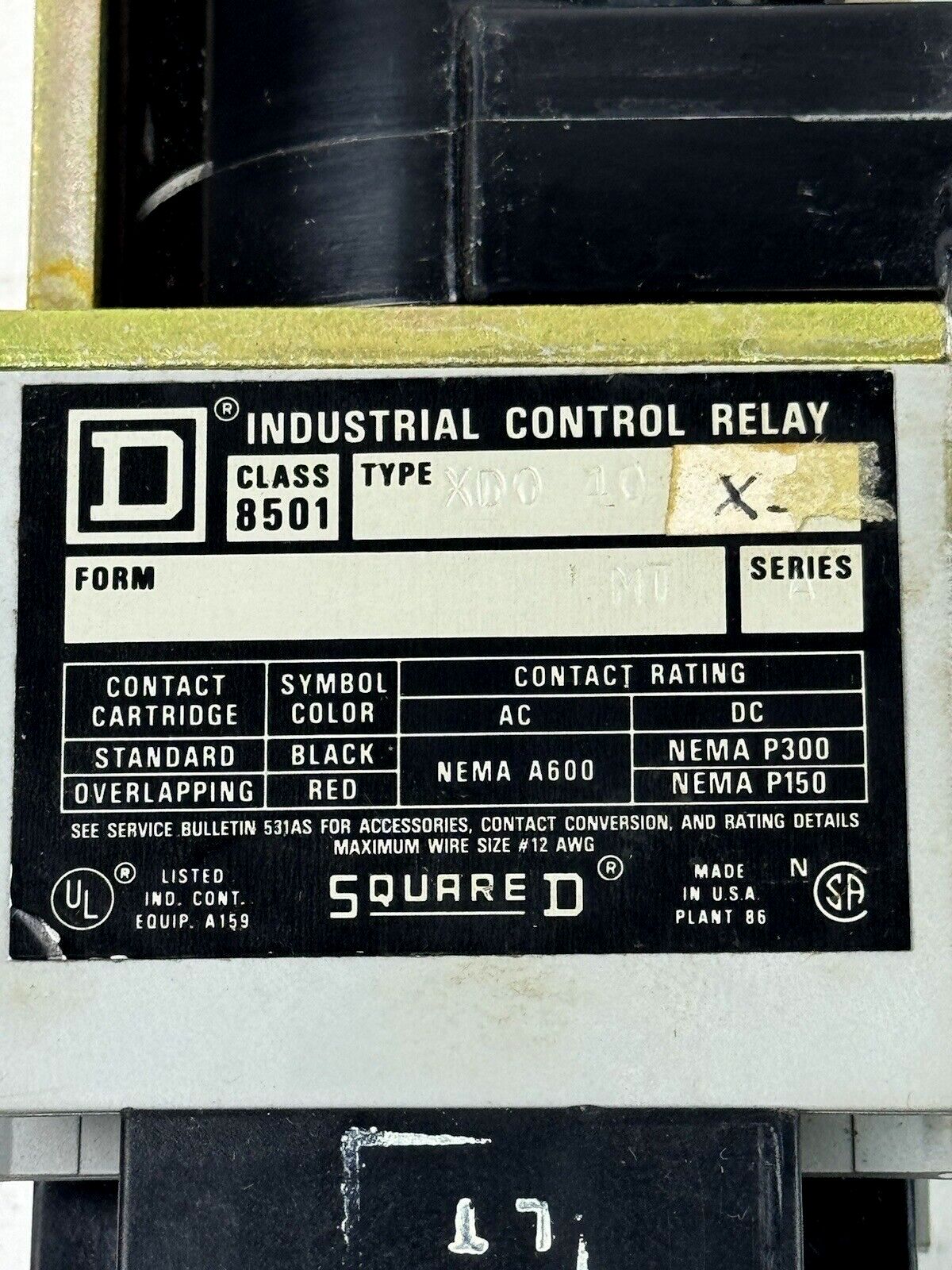SQUARE D - CL: 8501 TP: XD0 40 FM: MT SER: A - CONTROL RELAY & 8501/XDL/SER. B