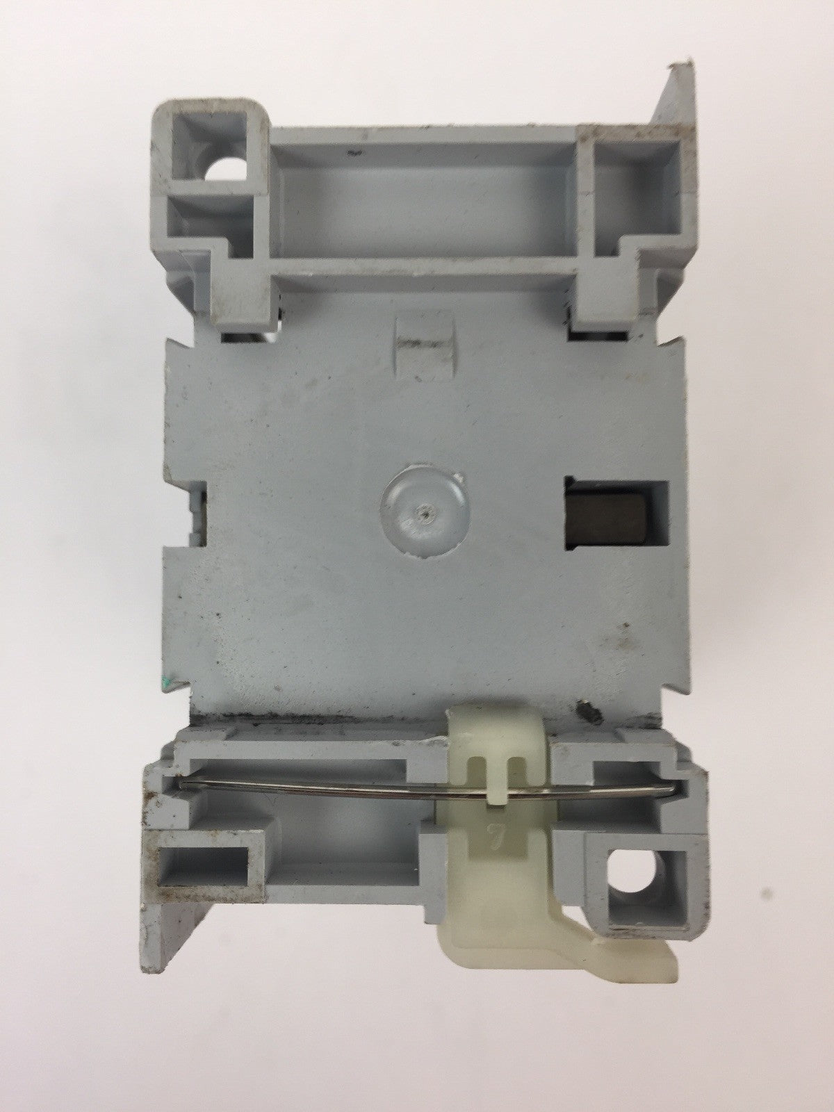 ALLEN BRADLEY 100-C09D*10 CONTACTOR 600VAC 25A COIL 24VDC