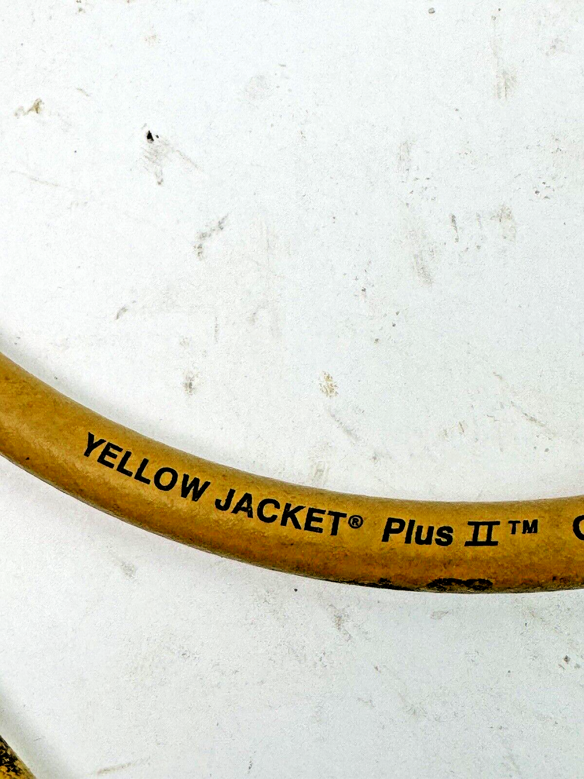 YELLOW JACKET - PLUS II 60" 1/4" CHARGING HOSE - YELLOW - 4000 PSI / 800 PSI