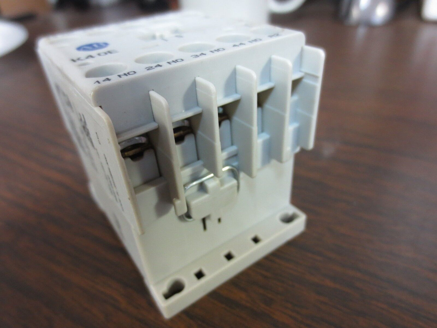 ALLEN-BRADLEY 700-K40-* Ser. A CONTROL RELAY - 6kV AC-12 600V 10A
