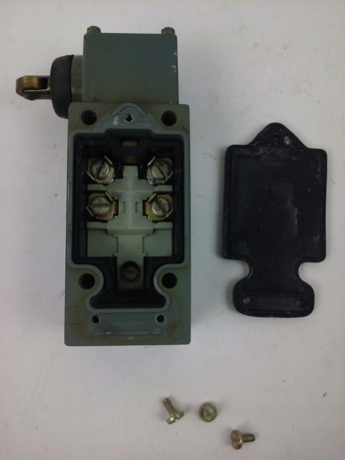 GE, CR115G120, LIMIT SWITCH, 600V MAX, NEW, GENERAL ELECTRIC, CR115G, NEW