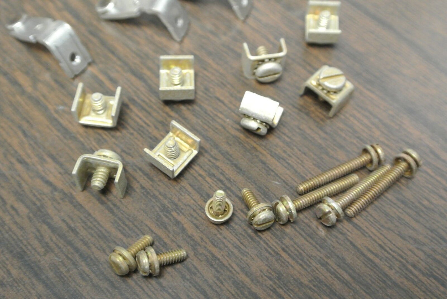 ALLEN-BRADLEY X-225906 4-POLE STATIONARY CONTACT KIT / TYPE BR / NEW SURPLUS
