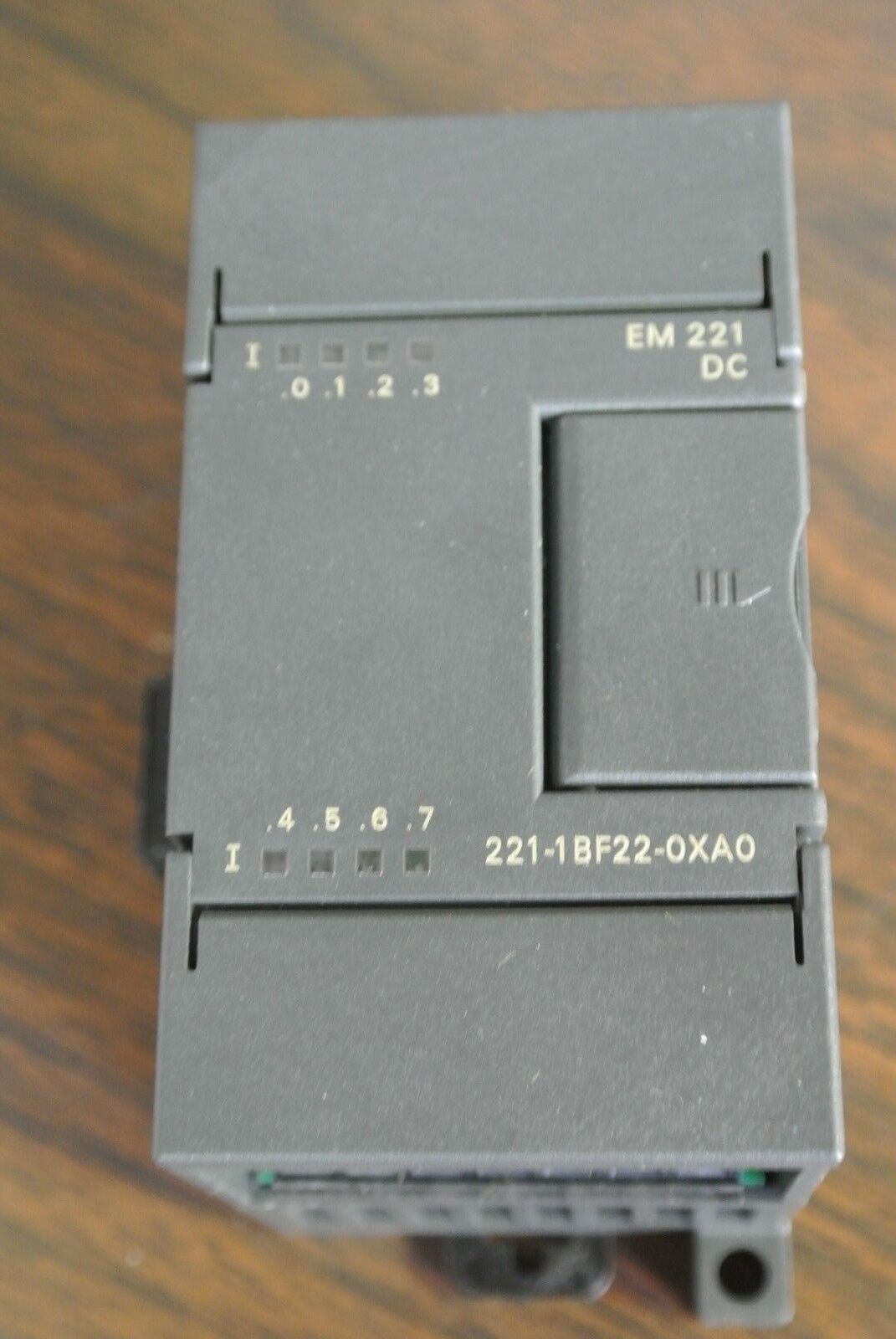 SIEMENS 6ES7 221-1BF22-0XA0 DIGITAL INPUT MODULE 8x24VDC, 15-30V NEW SURPLUS