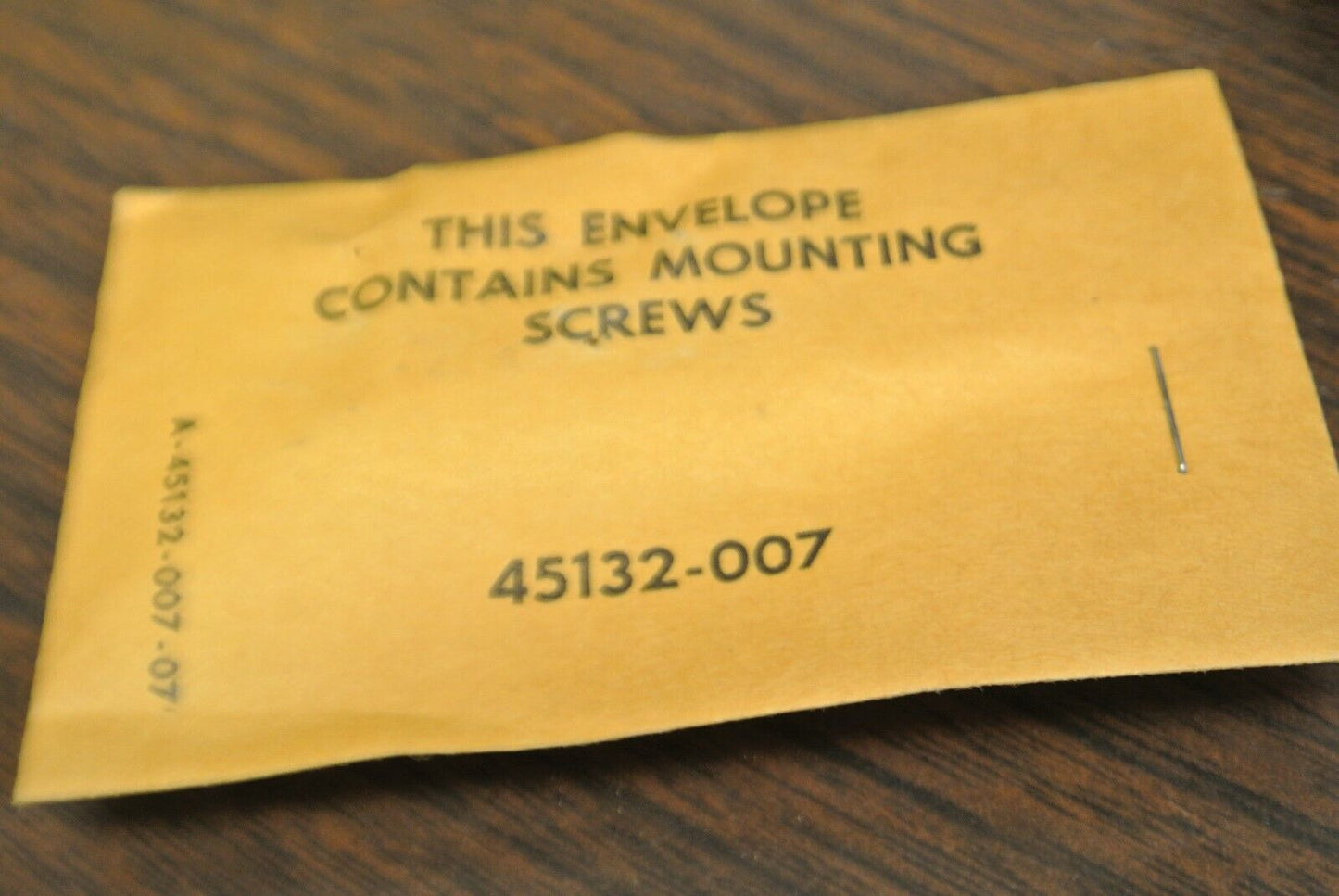 SQUARE D G-608-BX-S3 / FLUSH FLOOR RECEPTACLE / NEW SURPLUS 45123-105-01 HUBBELL