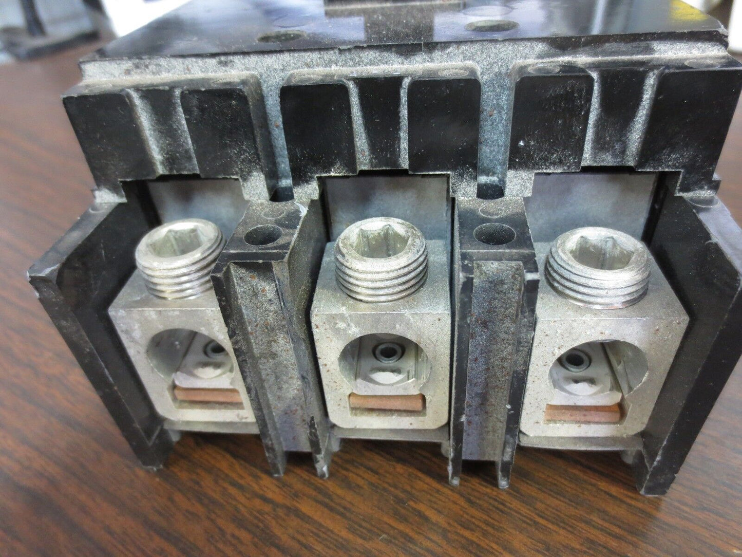 SQUARE D Q2L3150 CIRCUIT BREAKER 150A, 240VAC 3-POLE