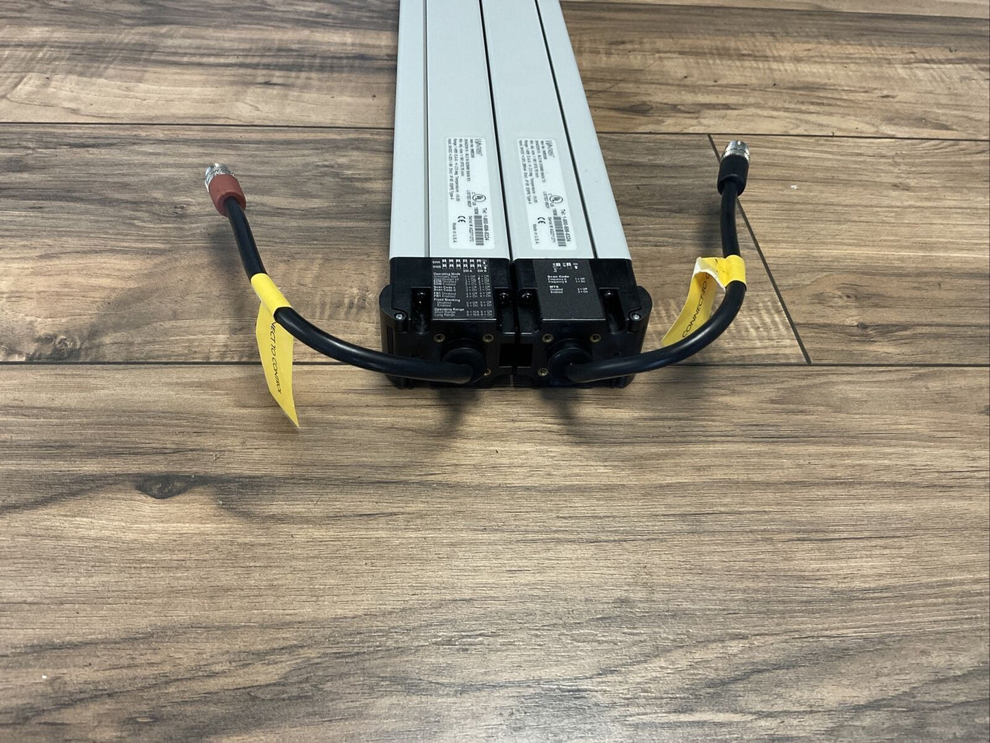 WINTRISS SHADOW 8 9685206 LIGHT CURTAIN TRAINSMITTER + RECEIVER 24VDC