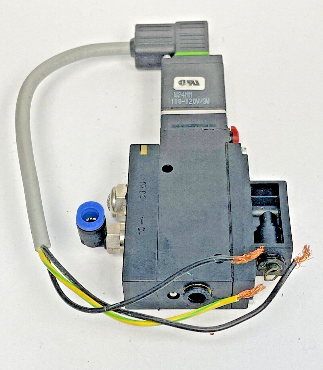 BURKERT - 5470 - SOLENOID VALVE - G 5/32, 06, PMAX 100PSI, 110-120V AC/DC, 3W