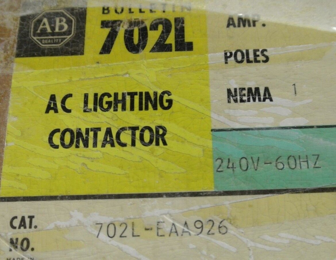 ALLEN-BRADLEY 702L-EOA926 ENCLOSED LIGHTING CONTACTOR 240V COIL - 702L-EAA926