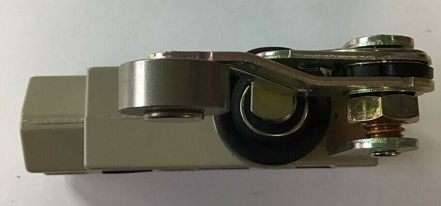OMRON ZE-N-2S LIMIT SWITCH 15A 125,250,OR 480VAC