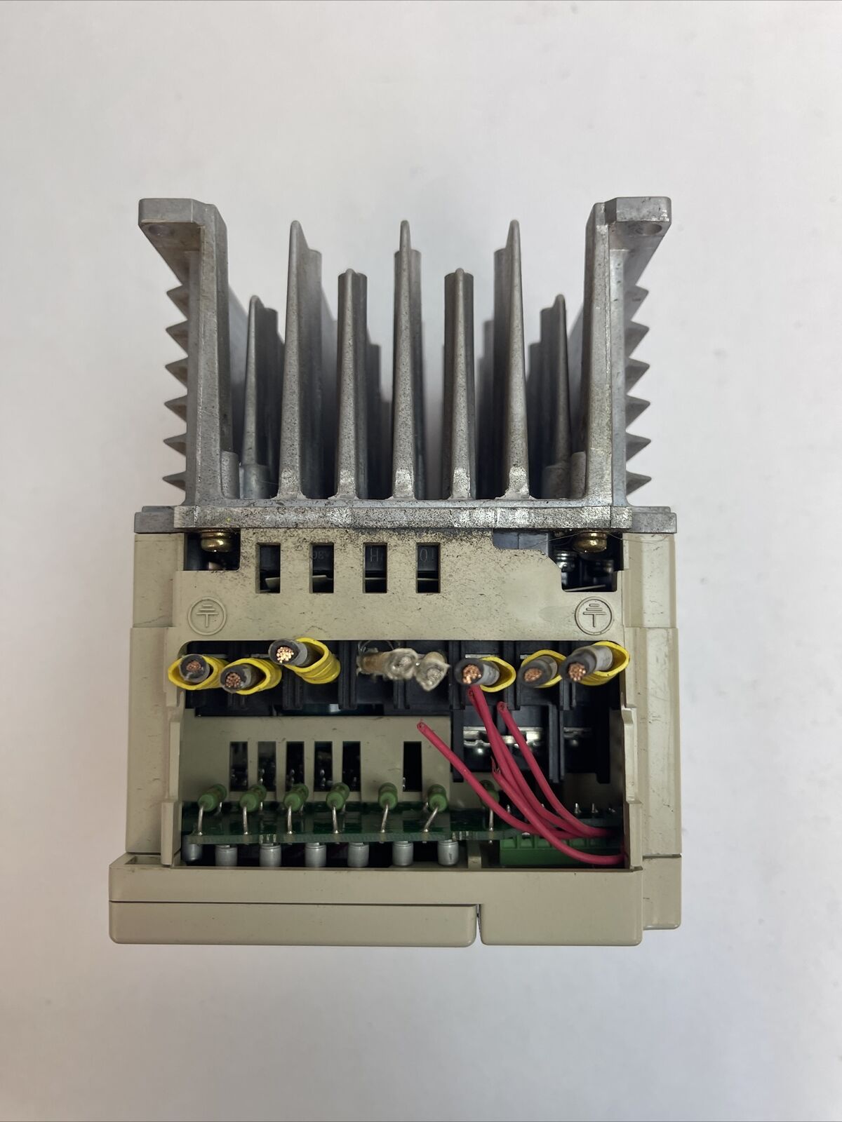 MORRIS CIMR-V7AM40P7 INVERTER OUTPUT 0-460V 3.4A INPUT 380-480V 4.7A