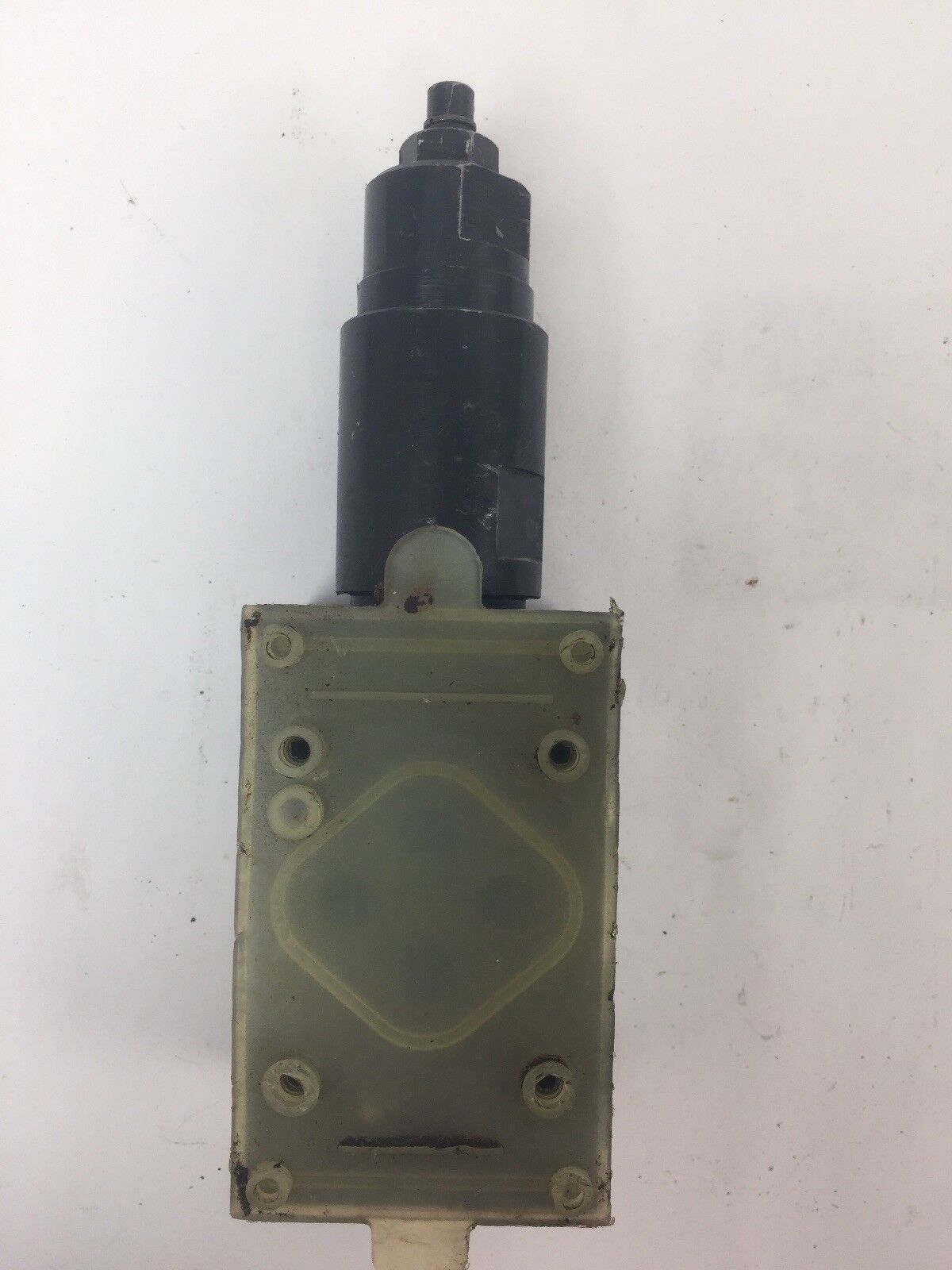 VICKERS DGMC-3-PT-BW-41 PRESSURE RELIEF