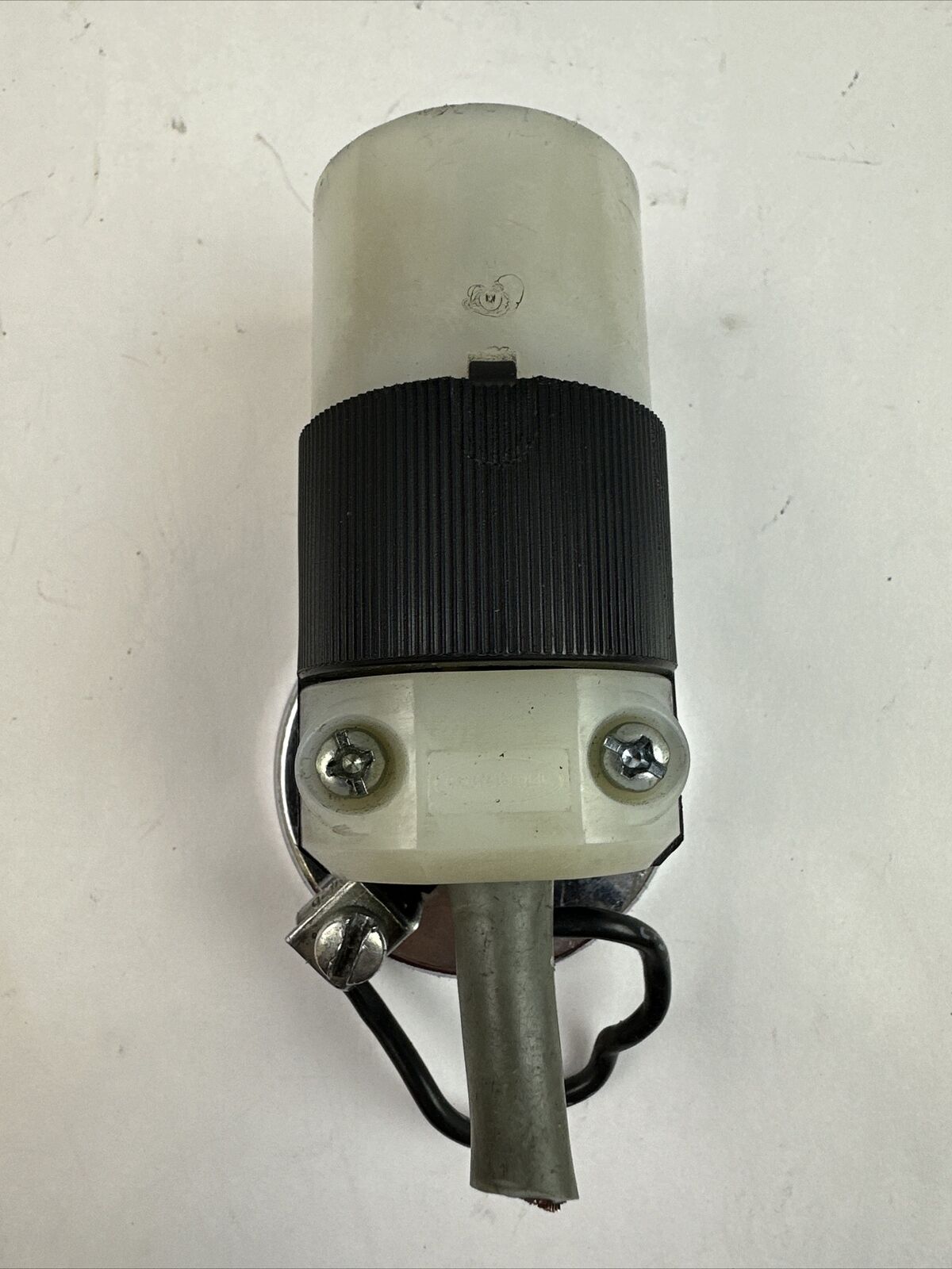 HUBBELL HBL5269C INSULGRIP RECEPTACLE CONNECTOR 125V 15A