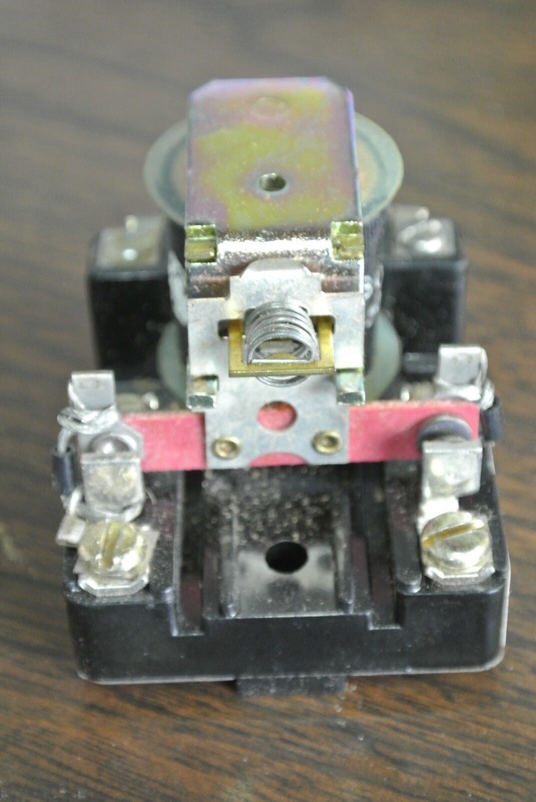 GE CR120E01155 GENERAL PURPOSE RELAY - 10A, 1/2HP, 115/230VAC - NEW SURPLUS