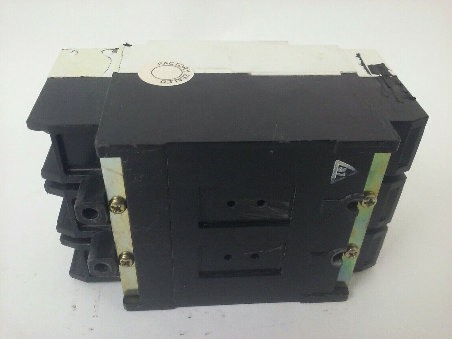 CUTLER HAMMER GD3040 CIRCUIT BREAKER 3P 40A 480V, GD 22K