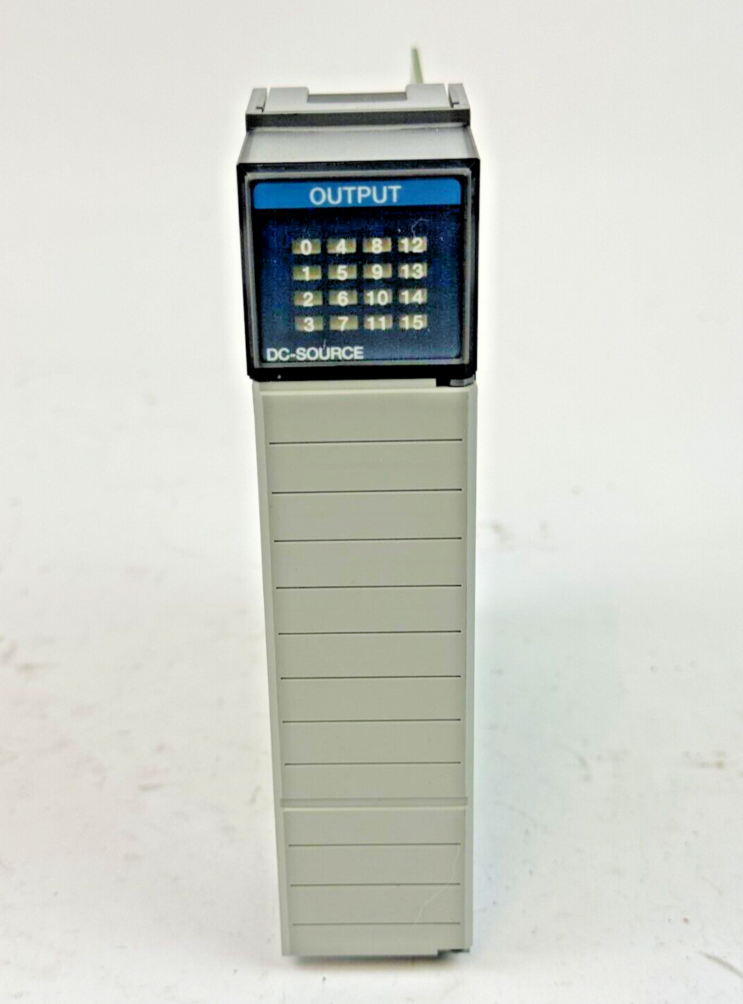 ALLEN-BRADLEY - 1746-OB16 SER. D REV. B - SLC 500 OUTPUT MODULE