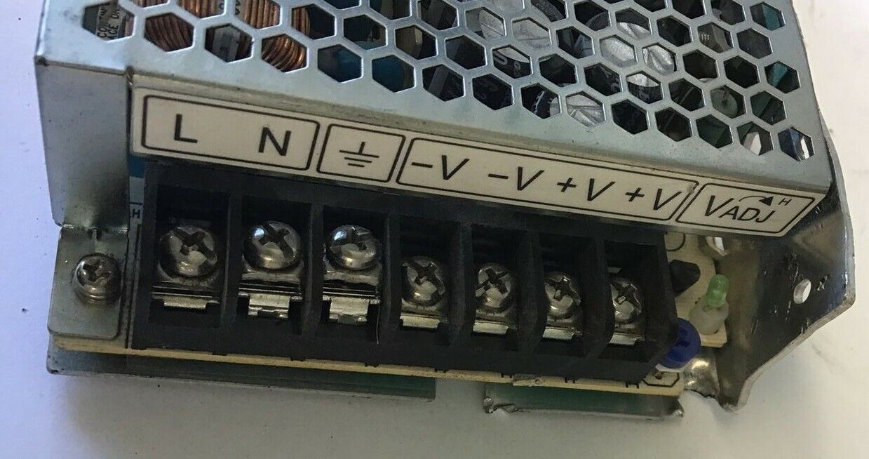 LAMBDA LS100-3.3 POWER SUPPLY 100-240VAC 2.2A 50/60HZ