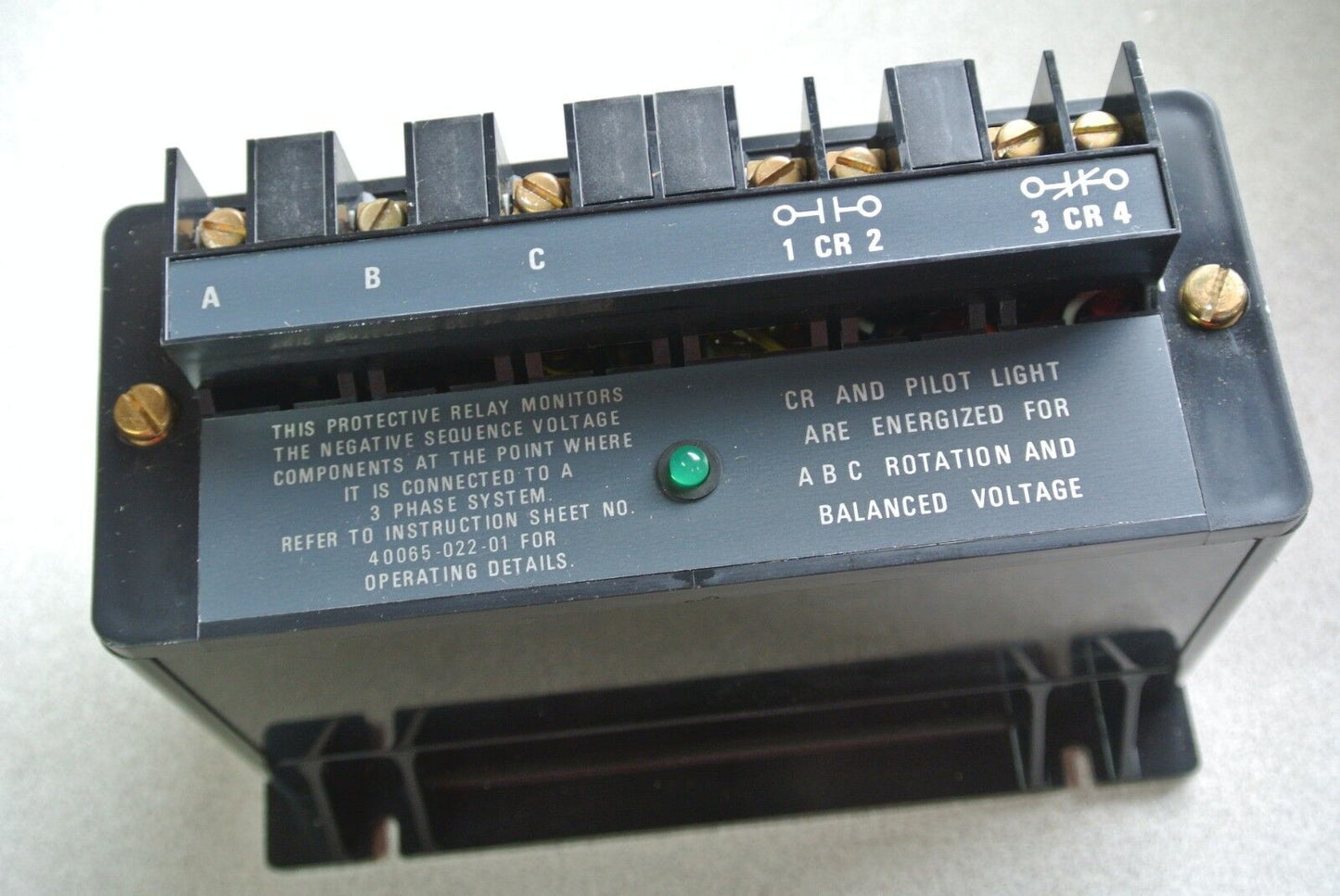 ALLEN-BRADLEY 813S-VOA Ser. B LINE VOLTAGE MONITOR RELAY 240V, 60Hz NEW SURPLUS