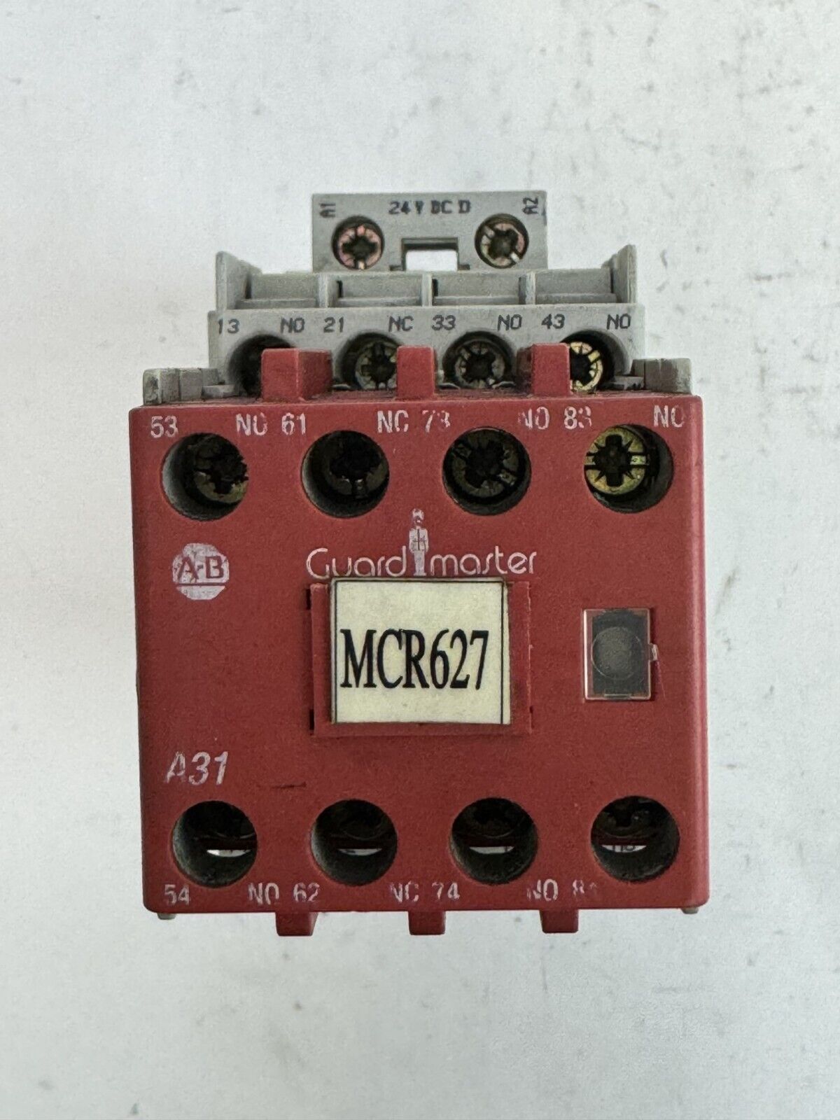 ALLEN-BRADLEY - 700S-CF620DJC SER. A - SAFETY CONTACTOR W/ 24 VDC COIL