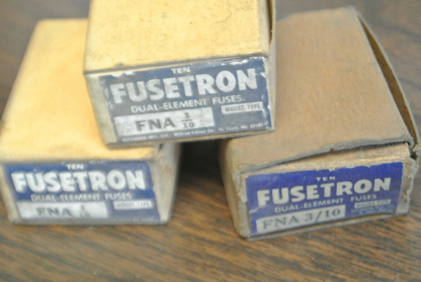 BOX of 10 / BUSS FNA-3/10 DUAL-ELEMENT MIDGET FUSE / 3/10A / 250V / NEW SURPLUS