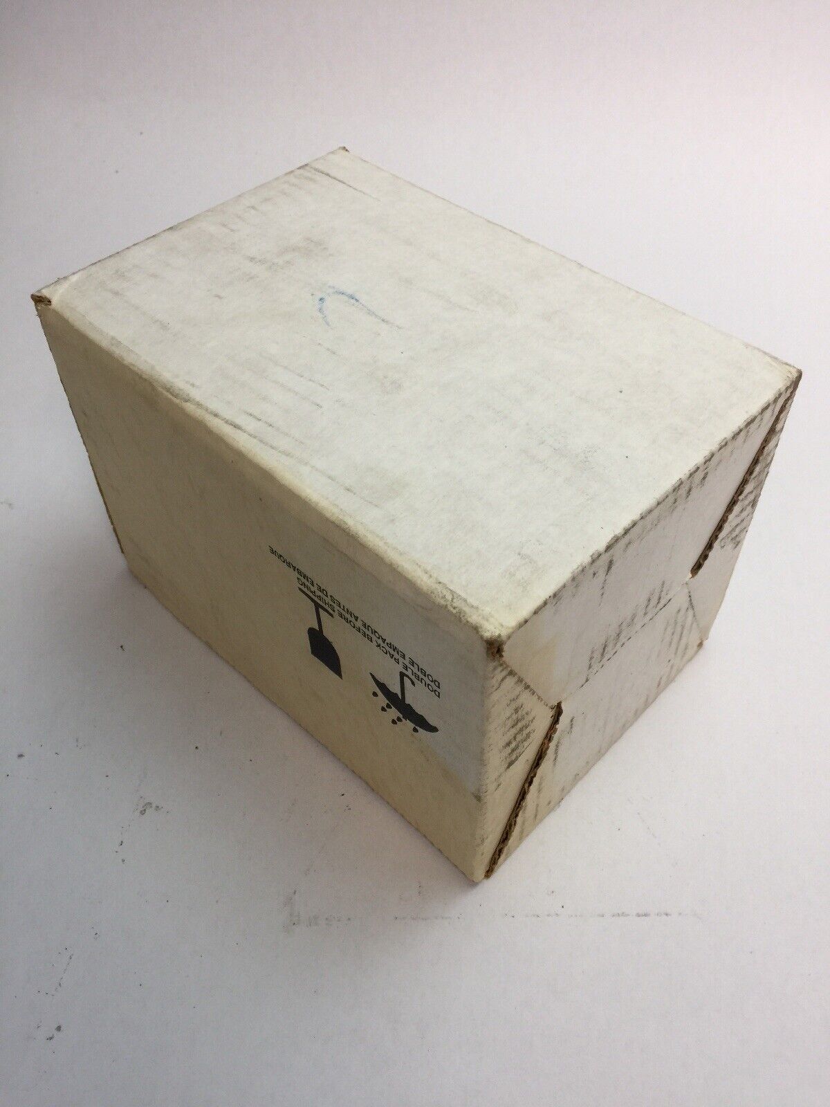 CUTLER-HAMMER HMCP007C0CA02 MOTOR CIRCUIT PROTECTOR 7AMP 600VAC 250VDC SERIES C