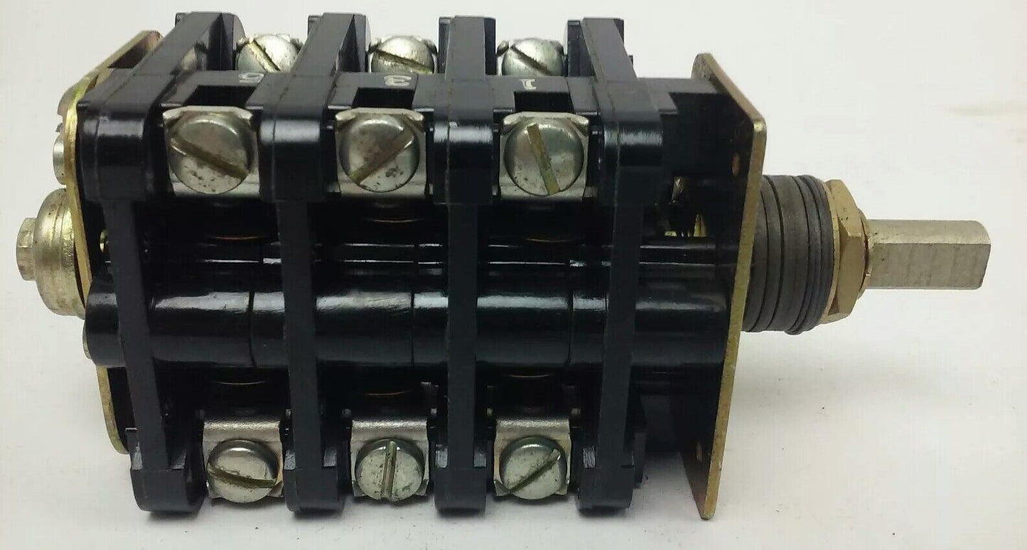 ALLEN BRADLEY BULLENTIN 806 J666731-1 SER. A, ROTARY PILOT SWITCH, 6 CIRCUITS