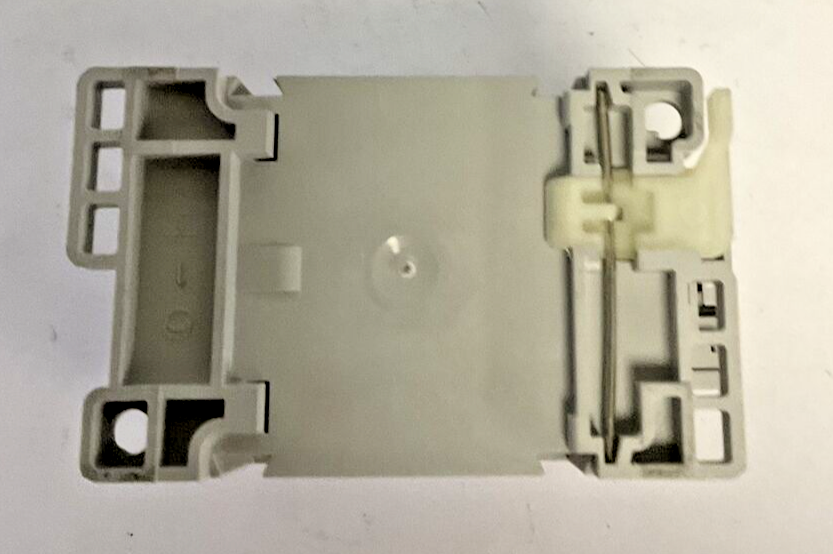 ALLEN BRADLEY 100-C09E*01 CONTACTOR RELAY 24VDC SER.A ***LOTOF3***