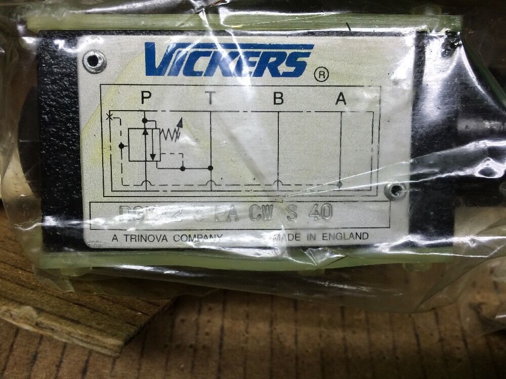 VICKERS DGMX2-3-PA-CW-S-40 PRESSURE REDUCING VALVE