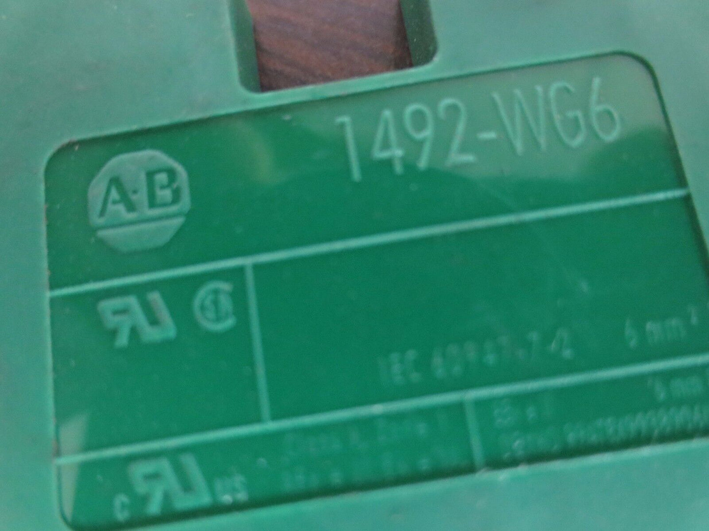 ALLEN-BRADLEY 1492-WG6 GROUNDING TERMINAL BLOCKS - GREEN/YELLOW - LOT of 9