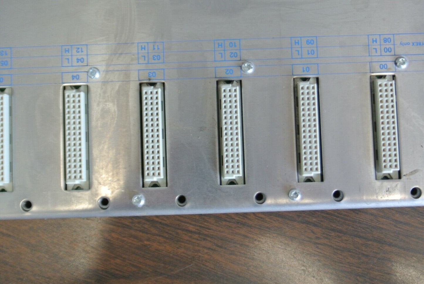 SCHNEIDER ELECTRIC TSXRKY8 / 8-SLOT BASE / RACK / CHASSIS