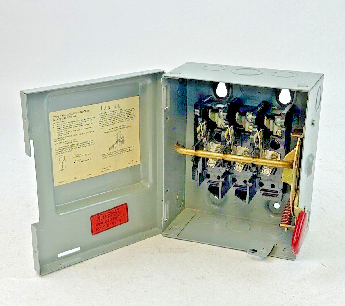 CHALLENGER - GD321NFC - SAFETY SWITCH - 30A/ 240VAC/ 3 POLE/ TYPE 1