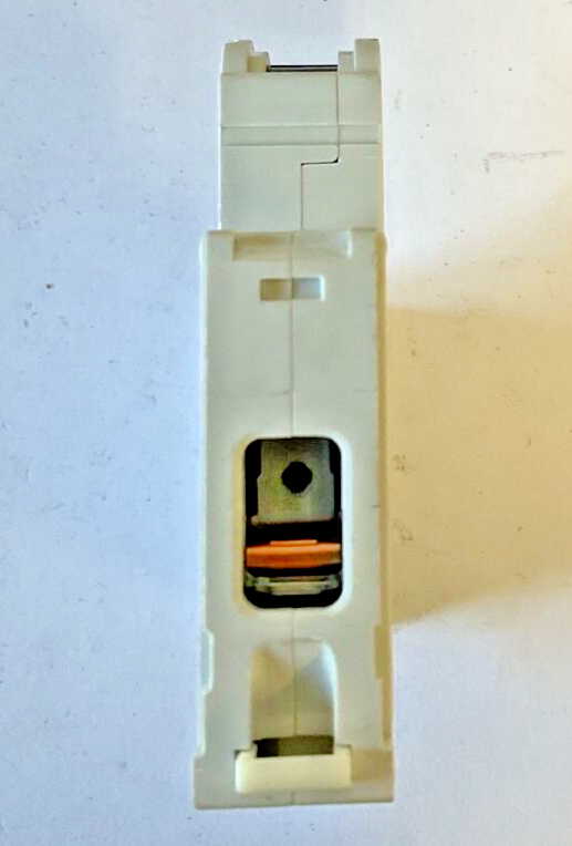 SIEMENS 5SJ4111-7HG40 CIRCUIT BREAKER 5A CHAR.C TYPE HSJ 230V ***LOTOF3***