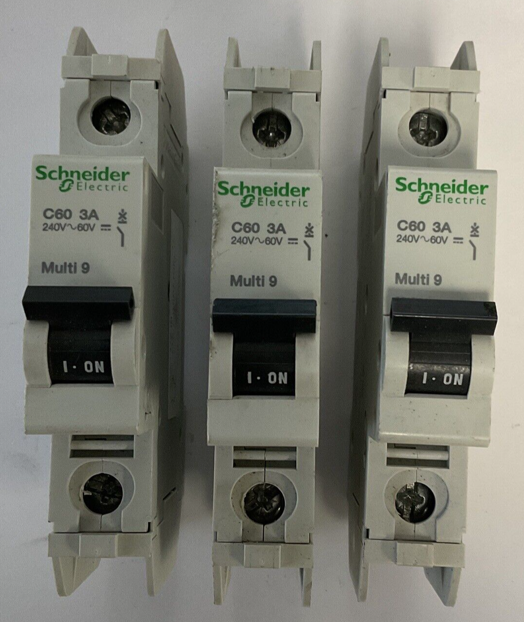 SCHNEIDER ELECTRIC C60 3A MULTI 9 CIRCUIT BREAKER 240VAC/60VDC***LOTOF3***