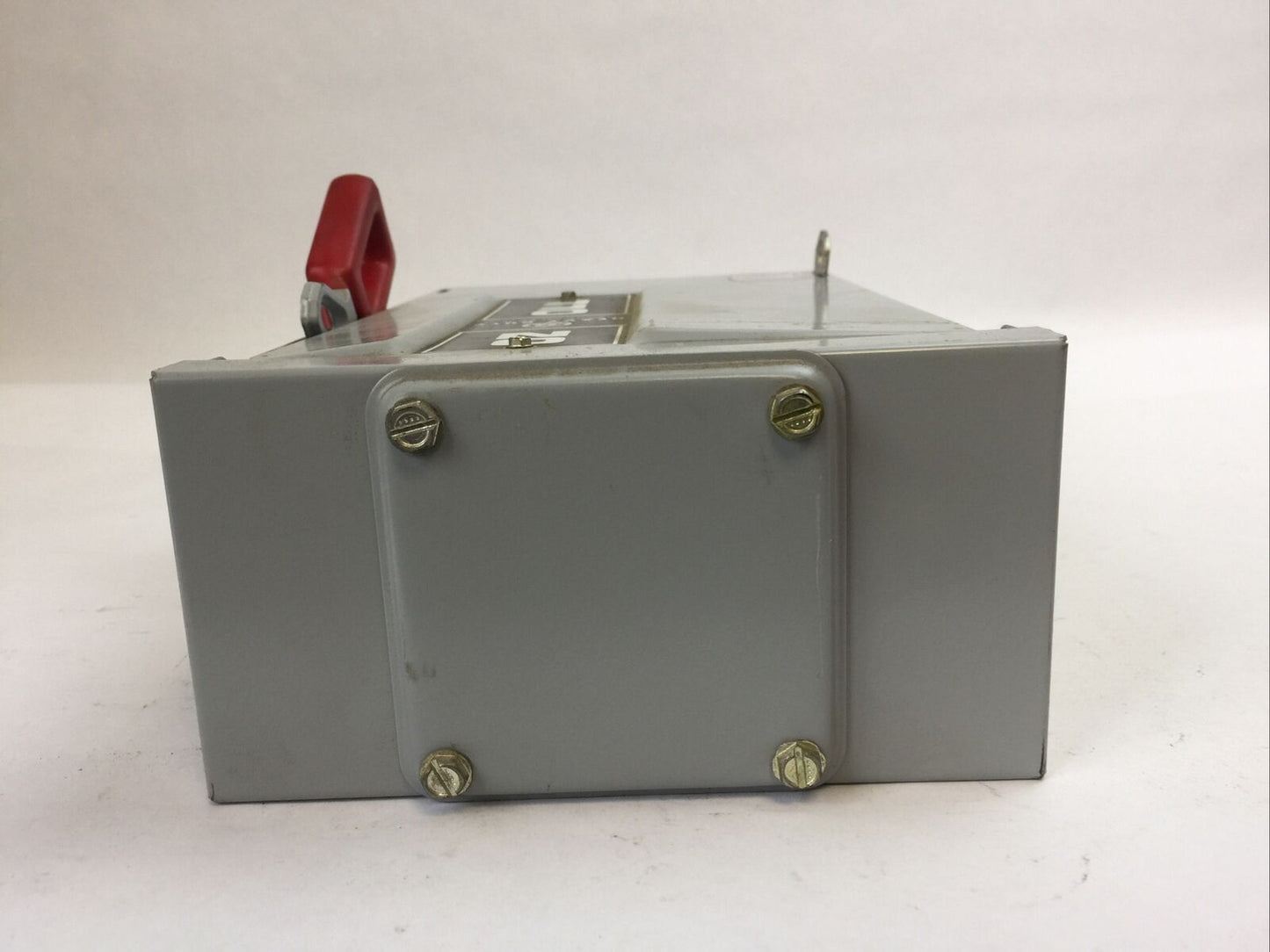 GE TH3221RH FUSIBLE SAFETY SWITCH MOD 7 30A 240VAC 250VDC 2P 7.5HP RAINPROOF 3R