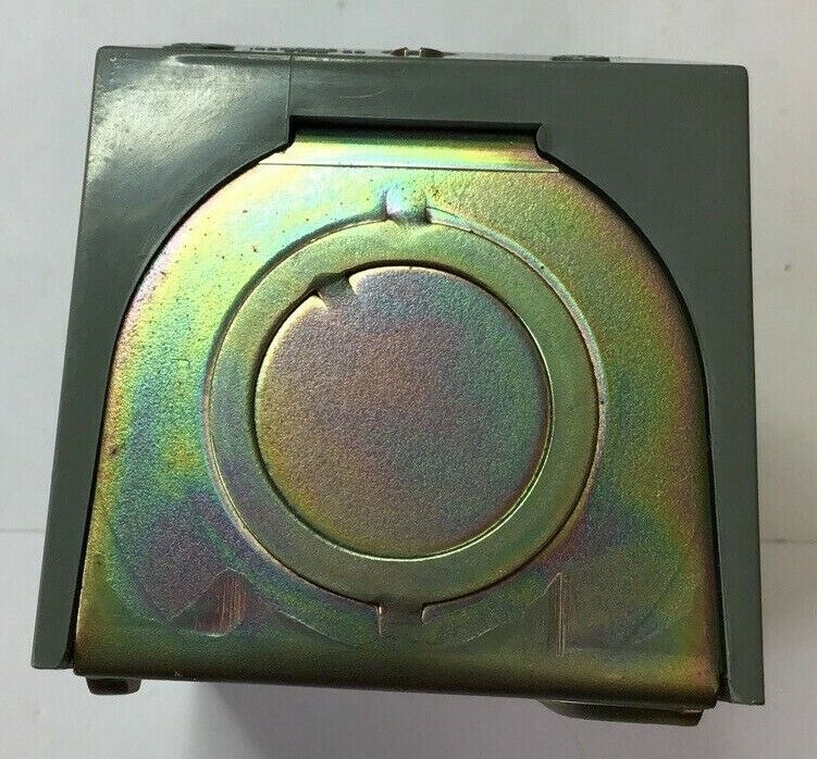 SQUARE D 9001 BG-214 UNIVERSAL PUSH BUTTON 2 UNIT SERIES A W/O INSERT