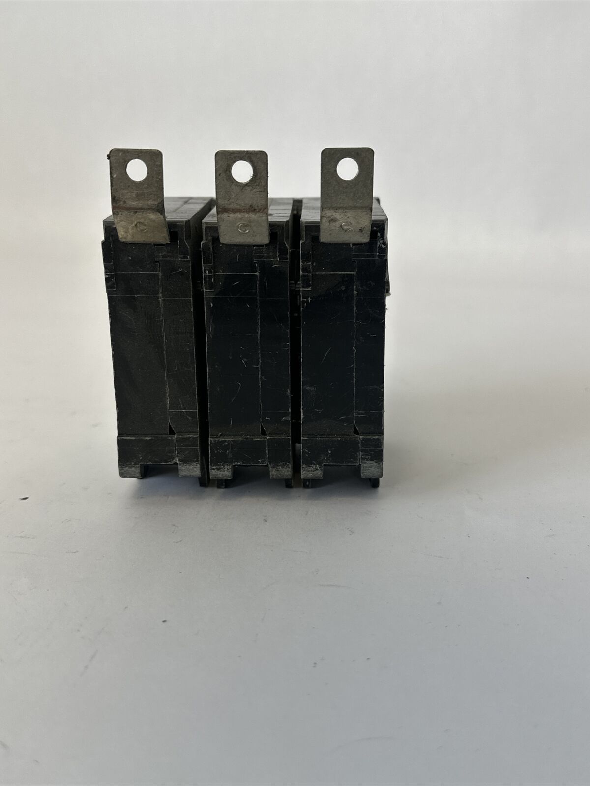 SIEMENS B320 CIRCUIT BREAKER 240VAC 20AMP 3POLE TYPE BL