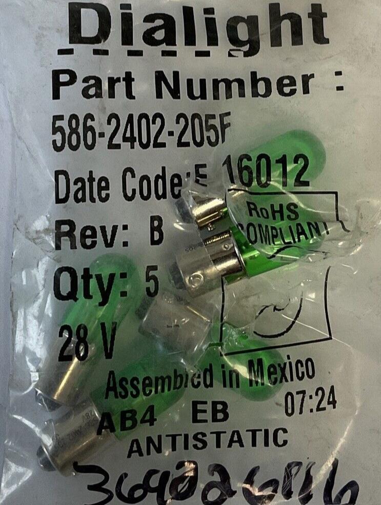 DIALIGHT 586-2402-205F GREEN LED LIGHT BULB 28V***LOTOF5***