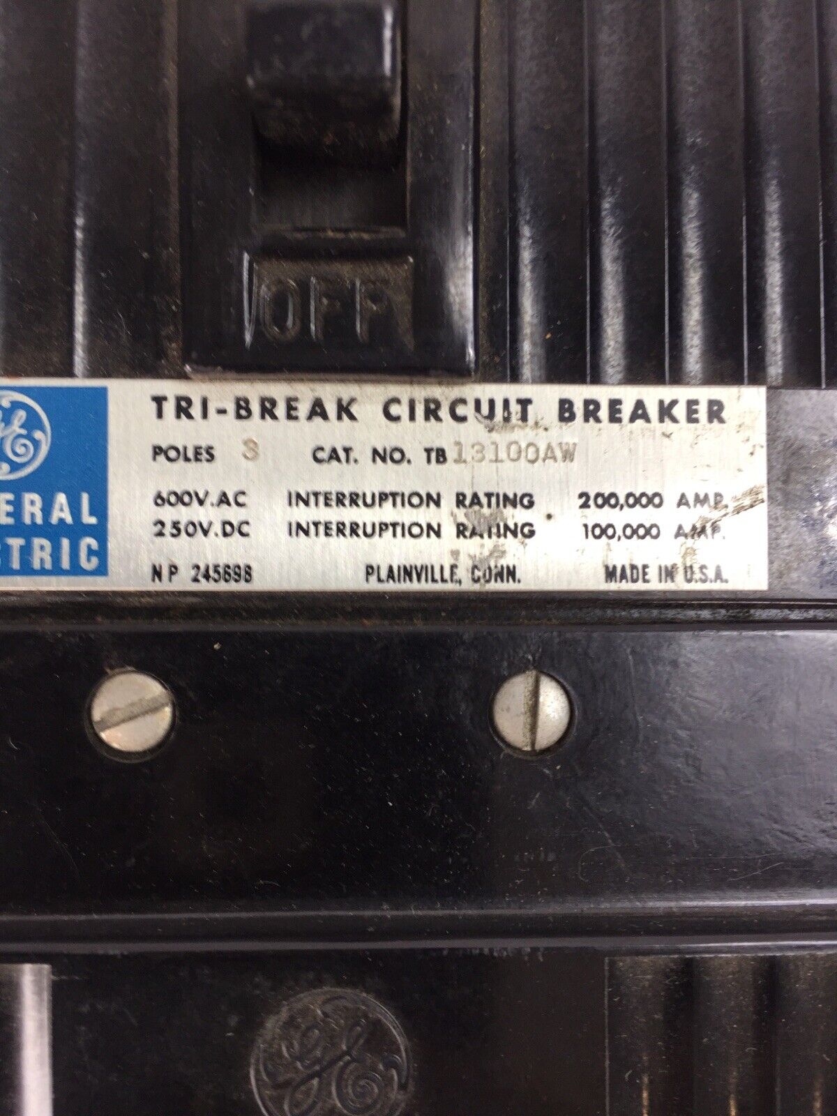 GE TB13100AW TRI BREAK CIRCUIT BREAKER 100AMP 600VAC 250VDC 3POLE
